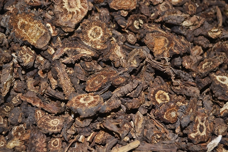这两味药，能穿透筋骨，直达骨缝，散寒化湿，轰走风湿疼痛